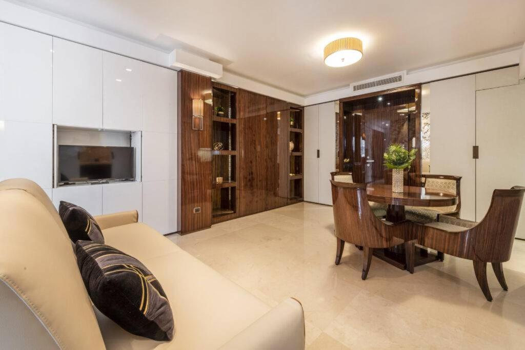 Milan Royal Suites - Luxury Duomo Extérieur photo